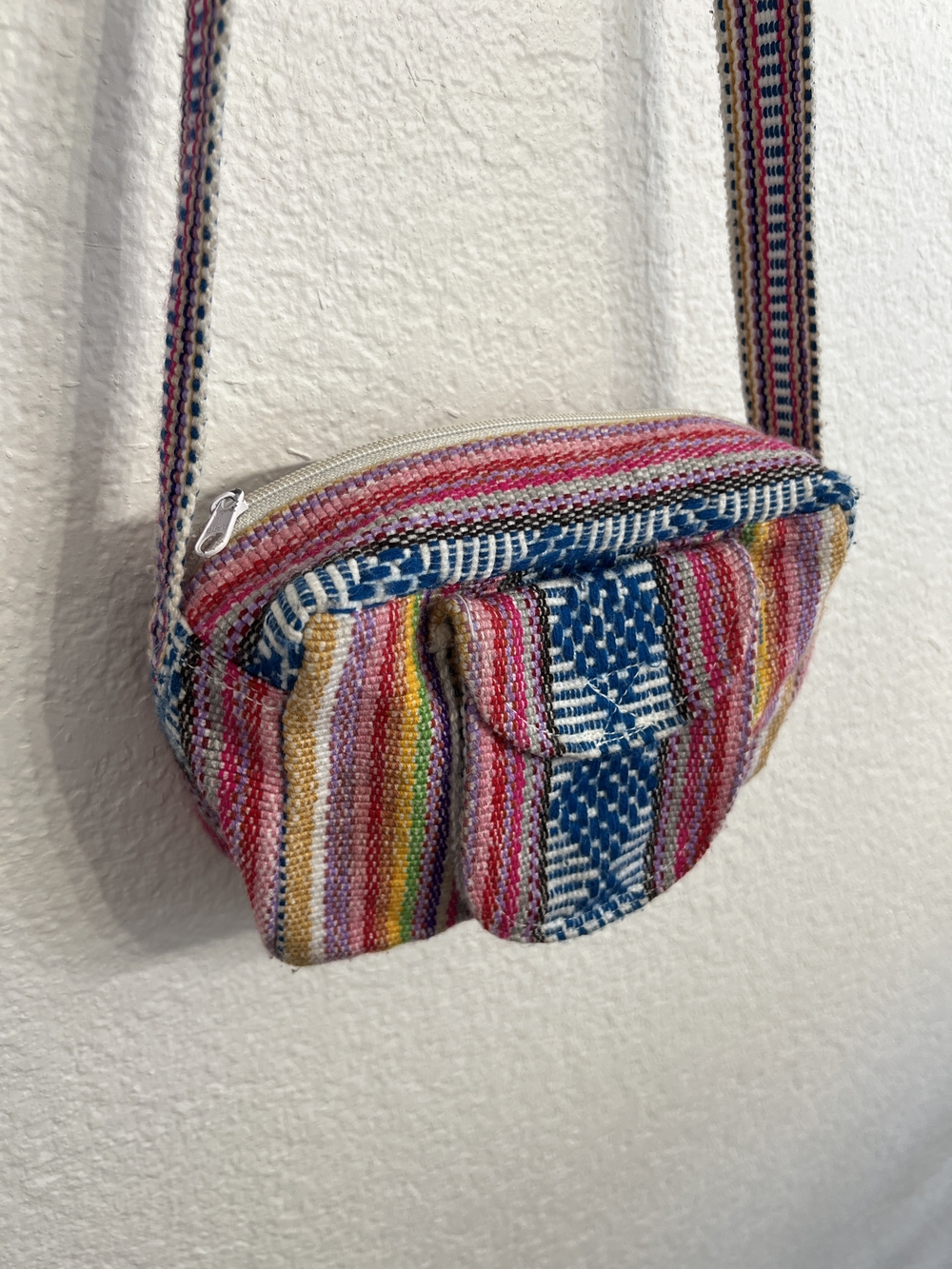 Colorful Striped Crossbody Bag - Pink Multicolor - Picture 2 of 6